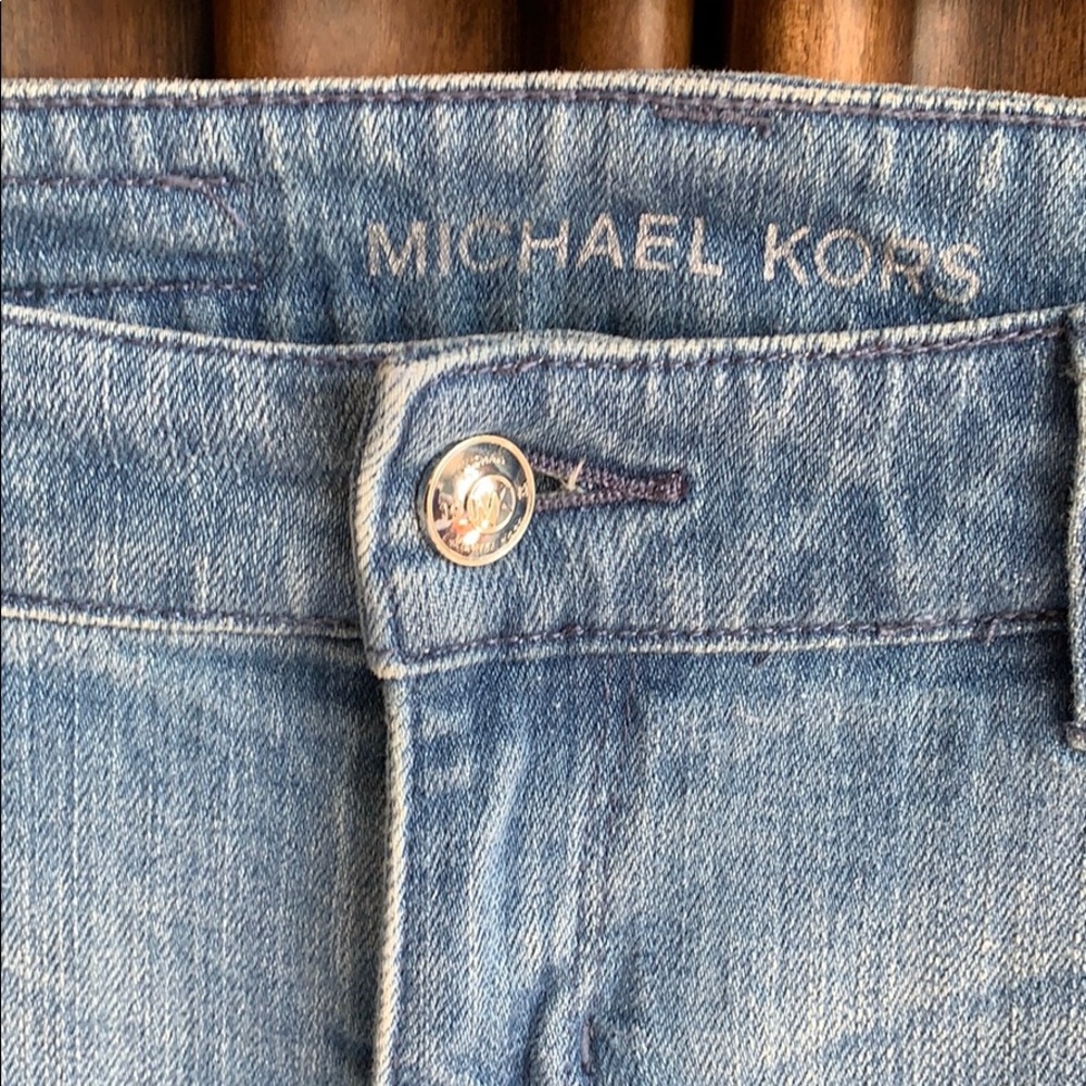 Flared Denim - Picture 2 of 4